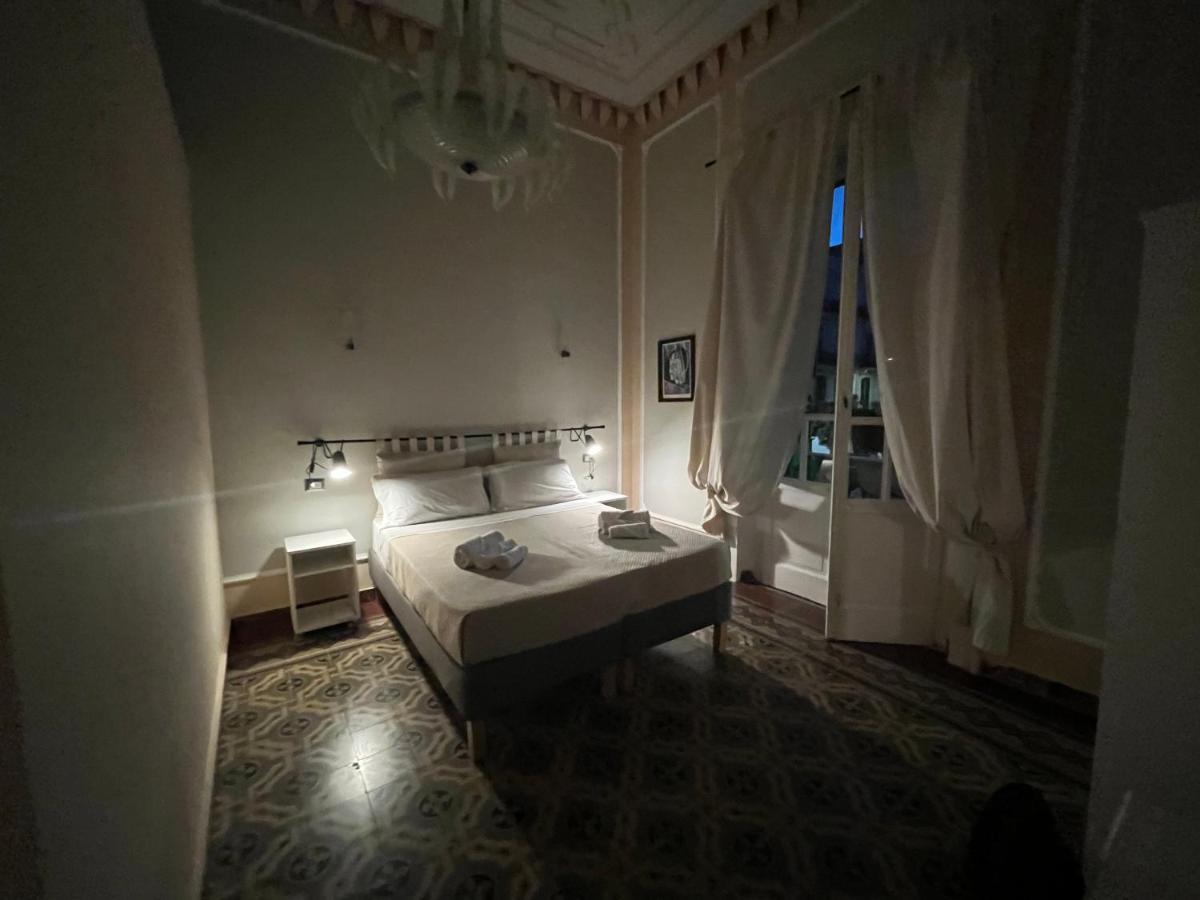Epoque Bed And Breakfast Mesyna Zewnętrze zdjęcie