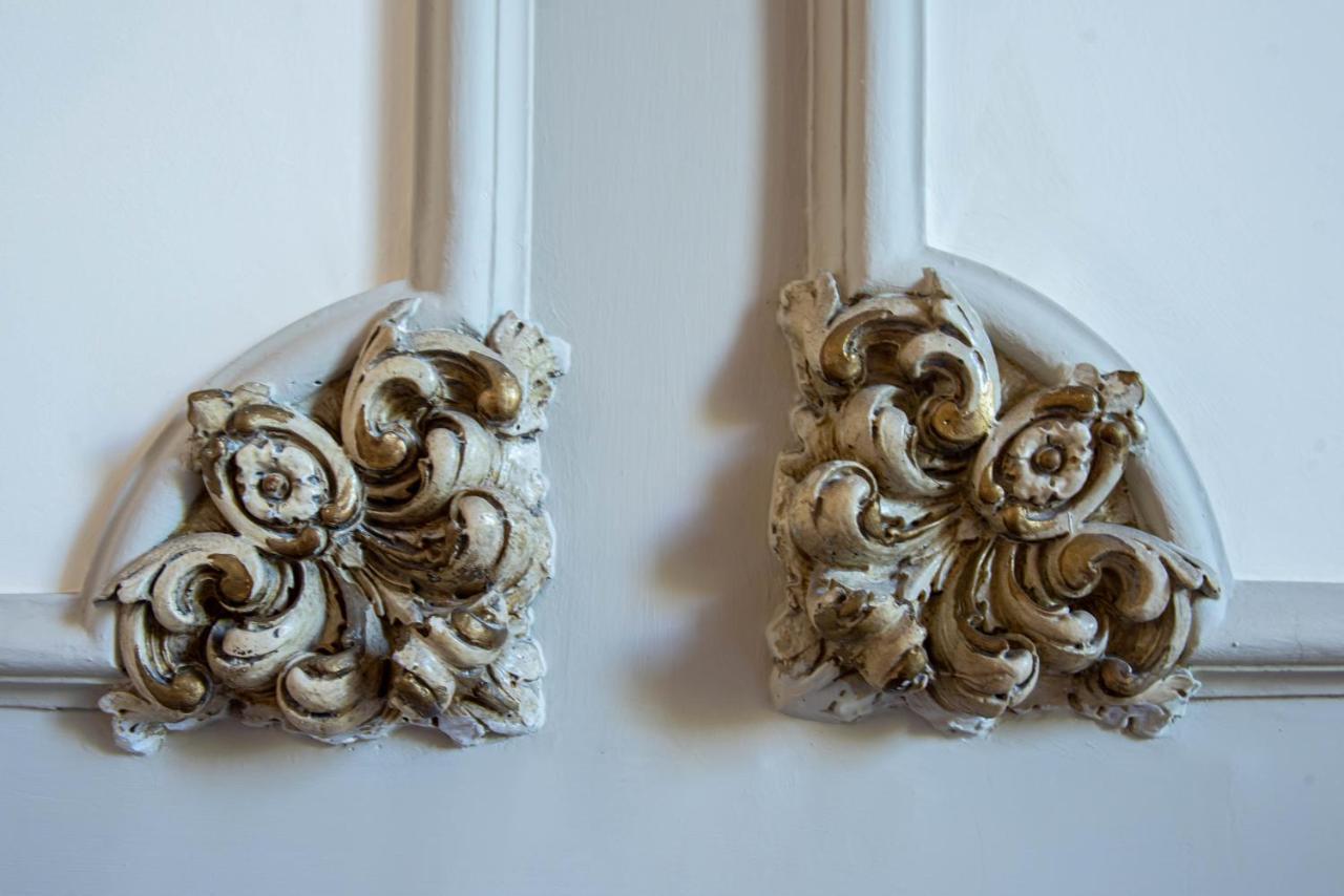 Epoque Bed And Breakfast Mesyna Zewnętrze zdjęcie